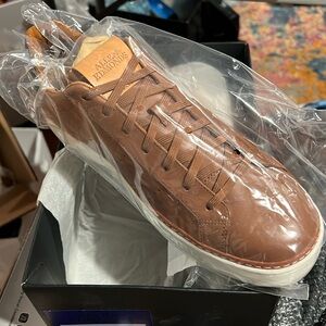 Allen Edmonds alpha lace up tan 103E. Never worn